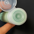 Kelioniniai kosmetikos indeliai su kosmetine